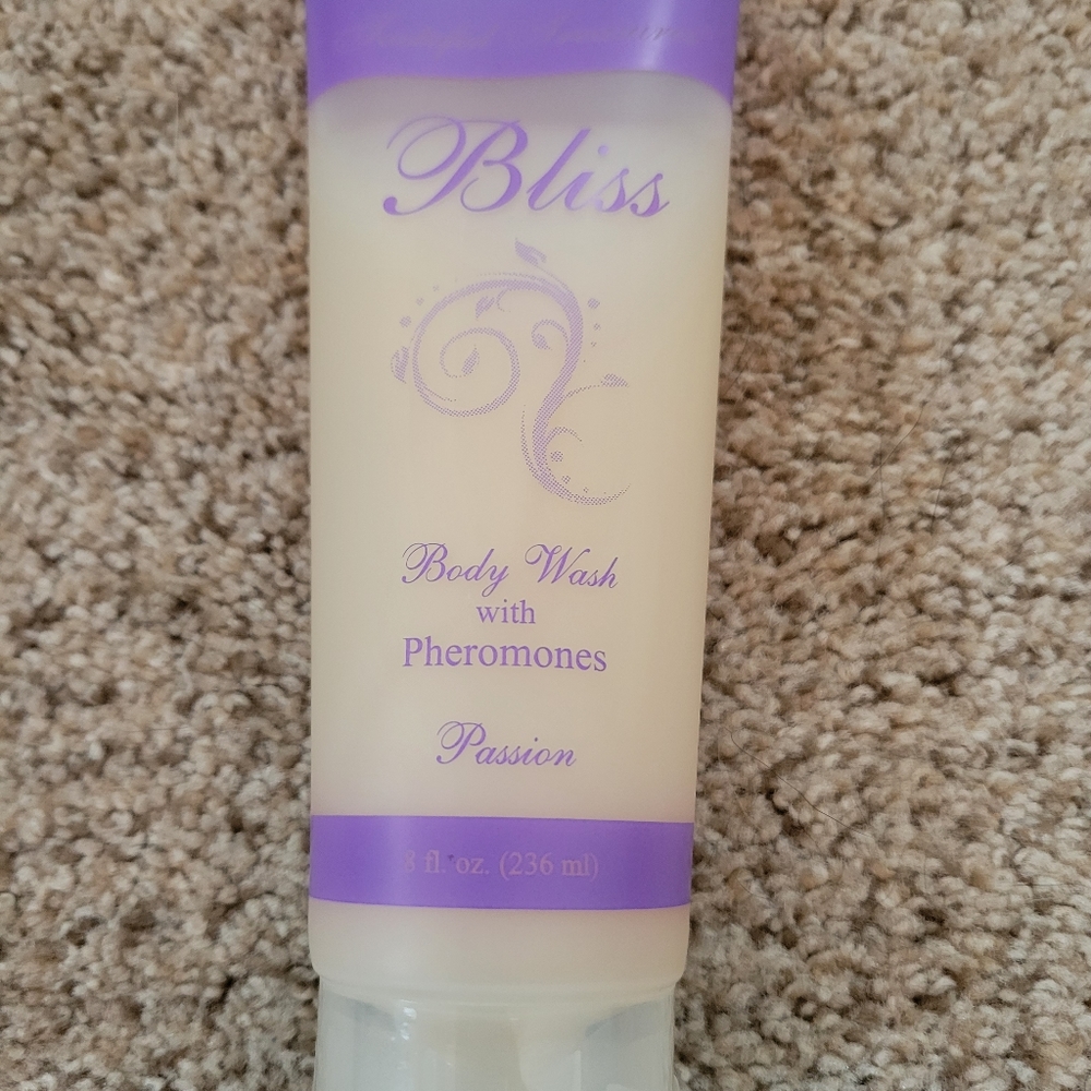 Tasteful Treasures body wash